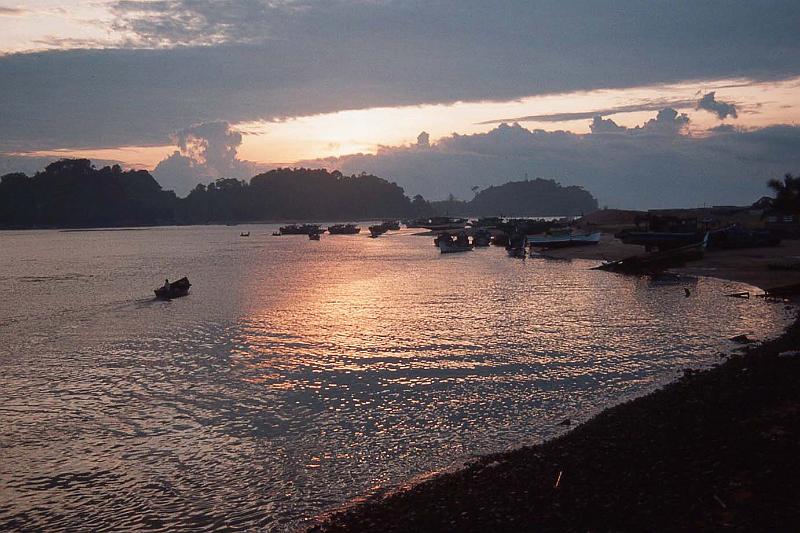 WT 0700 111e27 e002 Malaysia.jpg